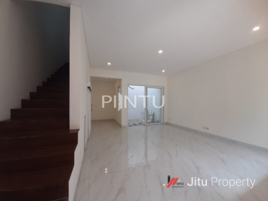 Rumah Minimalis Design France Classic Bintaro Sektor 1
