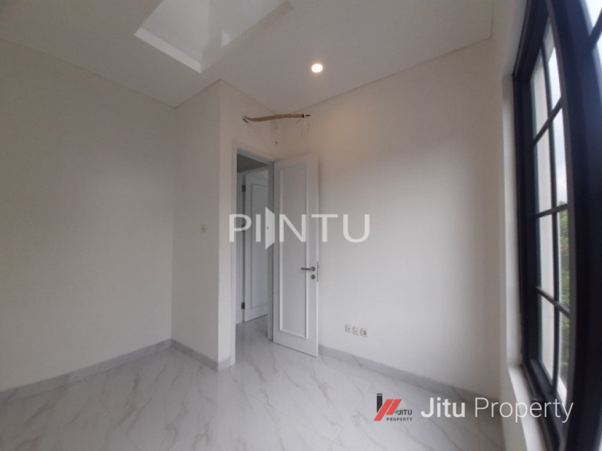Rumah Minimalis Design France Classic Bintaro Sektor 1