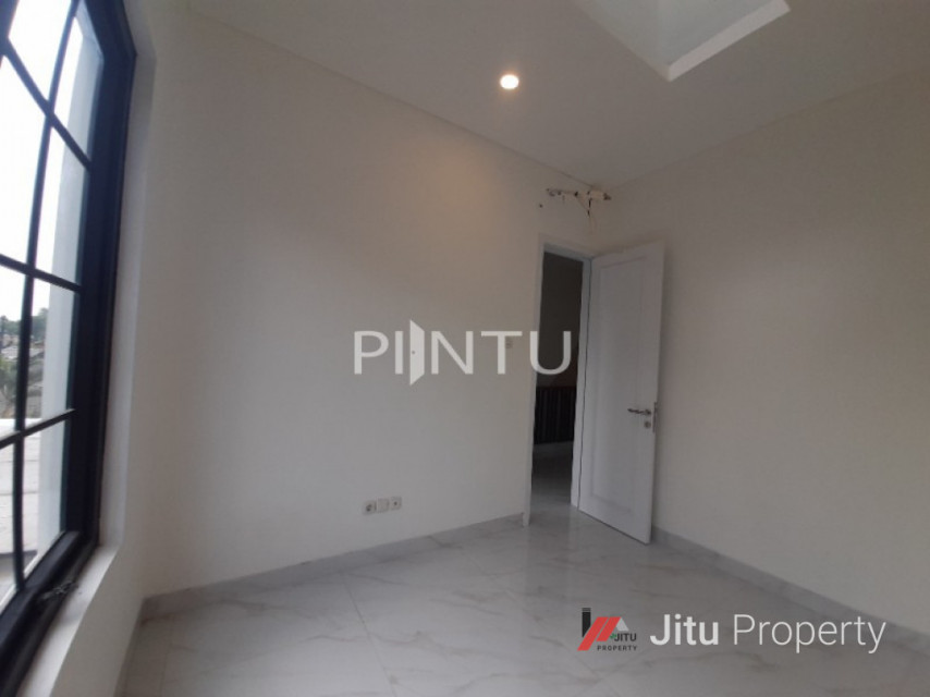 Rumah Minimalis Design France Classic Bintaro Sektor 1