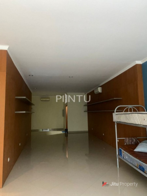 Ruko Siap Huni Lokasi Strategis Pinggir Jalan Kebayoran Baru