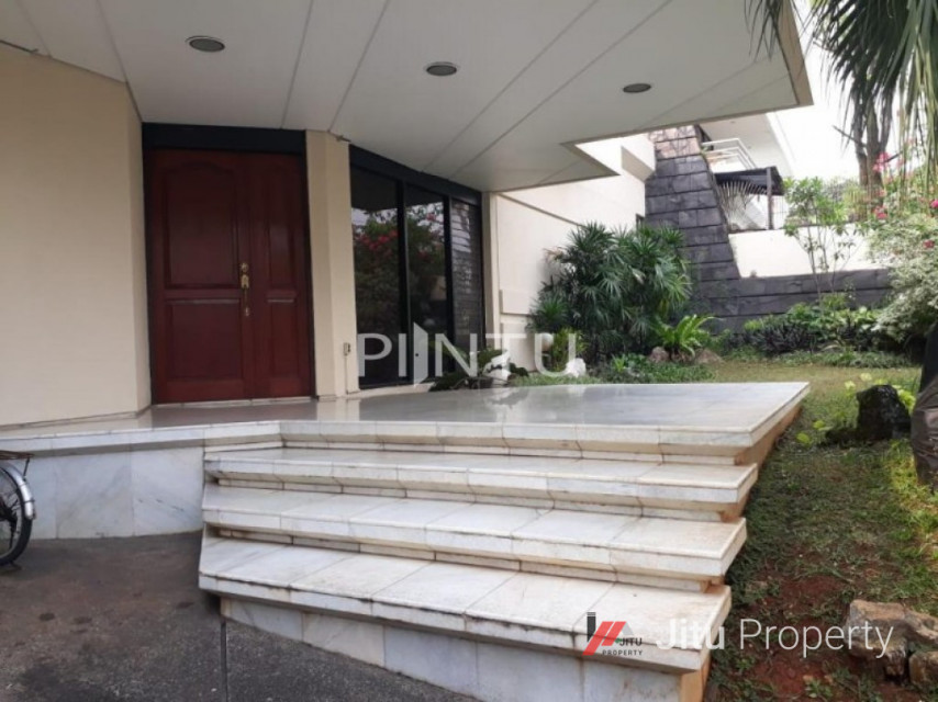 Rumah Mewah Siap Huni Permata Hijau di  Jakarta Selatan