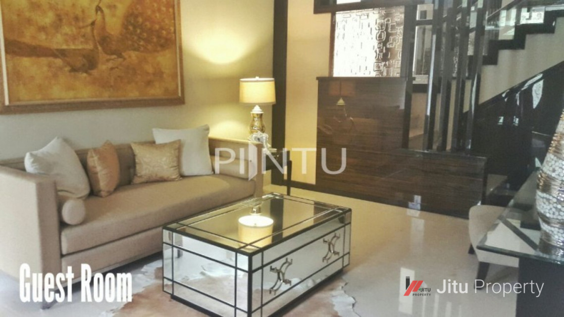 Rumah Mewah Premium Dan Berkonsep Bintang 5 Di Menteng