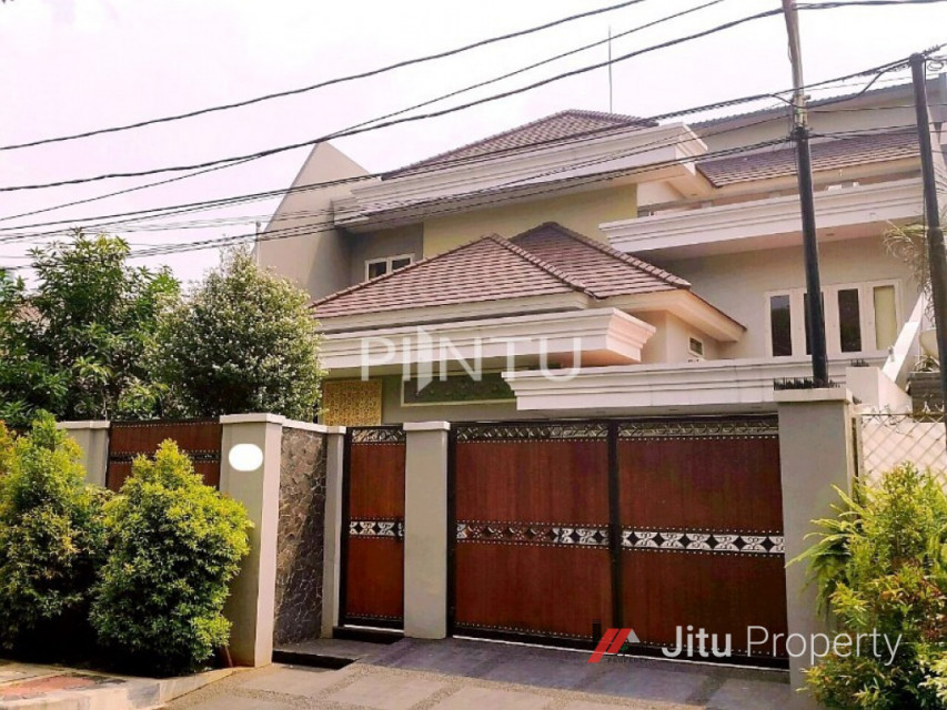 Rumah Mewah Premium Dan Berkonsep Bintang 5 Di Menteng