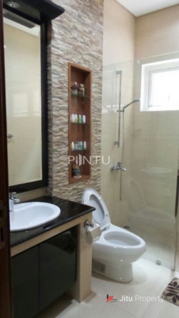 Rumah Mewah Premium Dan Berkonsep Bintang 5 Di Menteng