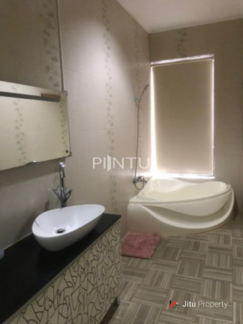 Dijual Rumah Bagus Terawat di Tebet Jakarta Selatan