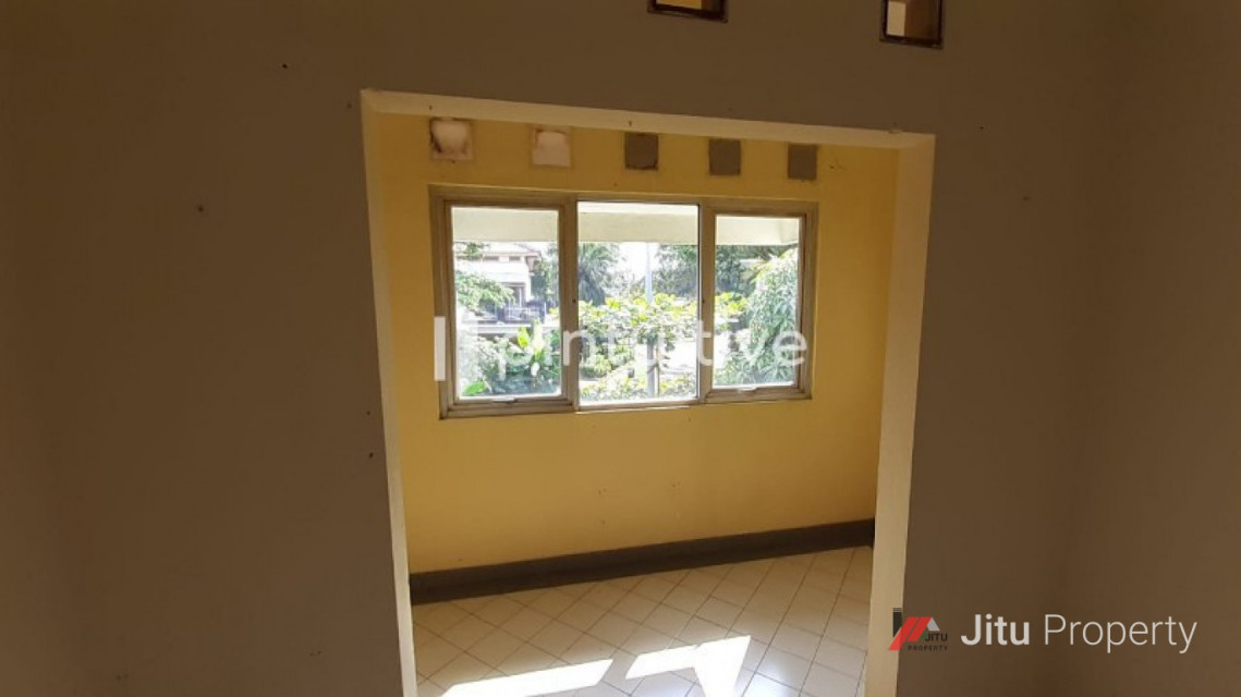 Dijual Rumah Strategis Di Puspita Loka Serpong, Tangerang Selatan