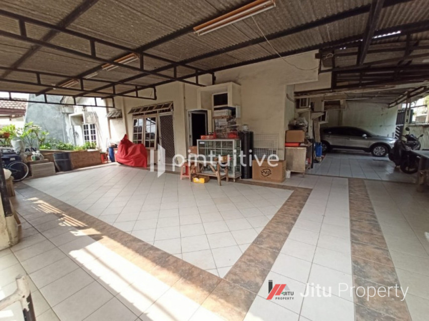 Dijual Rumah Strategis Hoek Di Kelapa Gading - Kelapa Nias