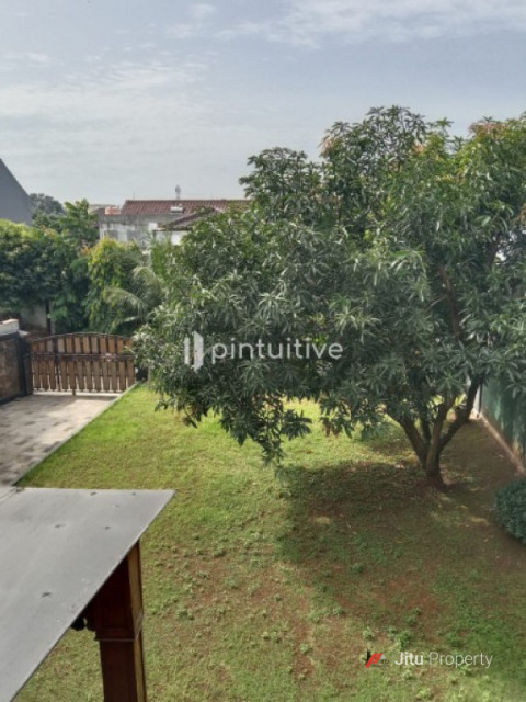 Rumah Besar Megah Include Studio Band di Ciputat Timur Tangerang