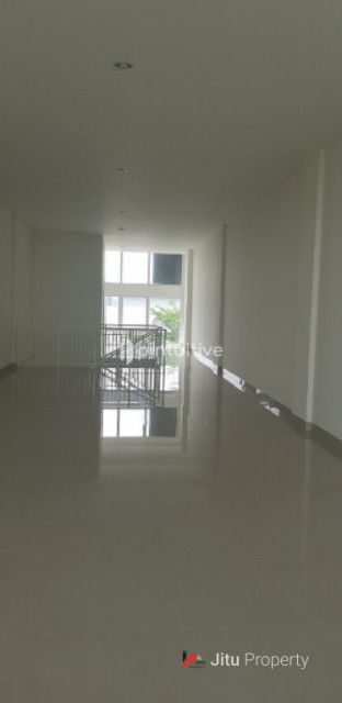 Ruko Citra Garden 8 Siap Huni 3 lantai Murah Kalideres, Jakarta Barat