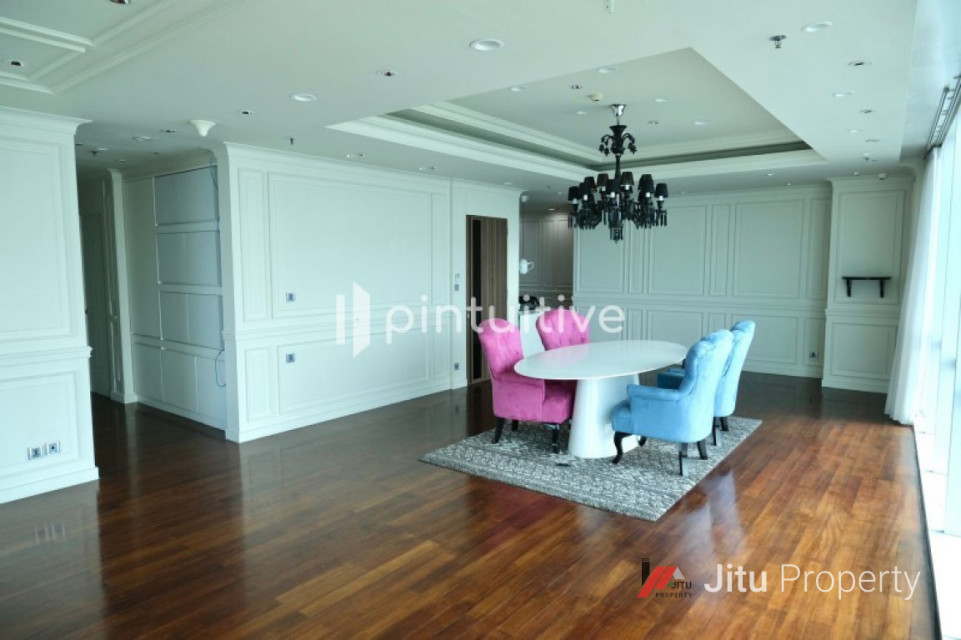 Dijual Apartemen Mewah Regatta, Private Lift, Home theater