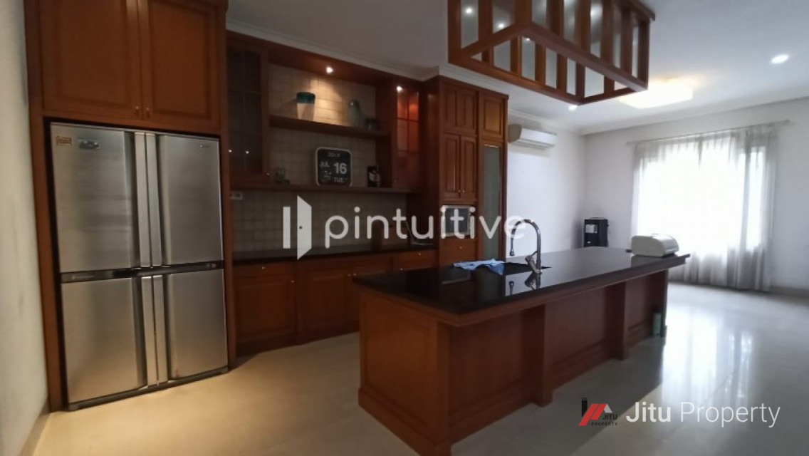 Town House Lotus Palace Pantai Indah Kapuk, Uk 8.6x27