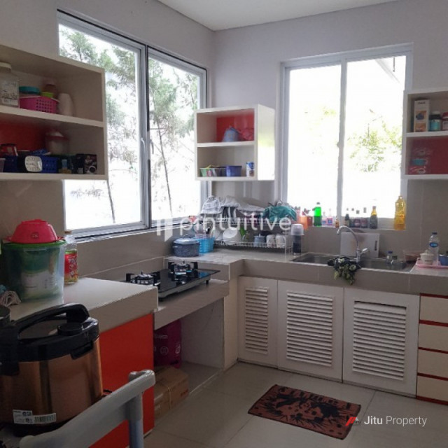 Dijual Rumah Marina Cove Hoek 3 Lantai 16x17 Pinggir Jalan