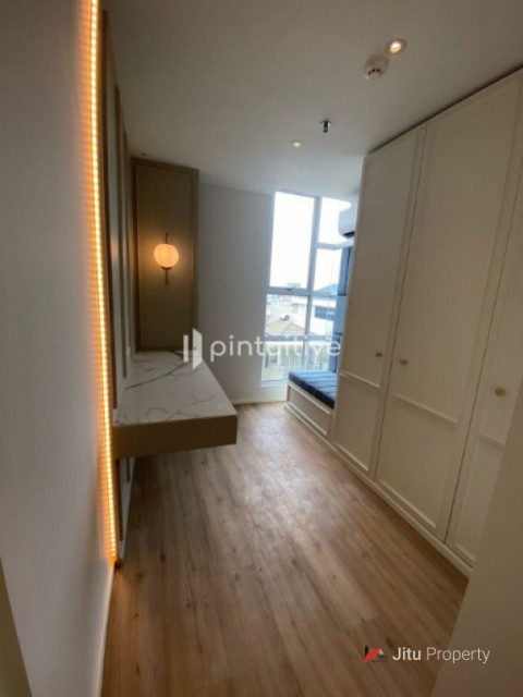 Dijual Apartemen Cbd Pluit, Brand New, Semi Furnish, 2br