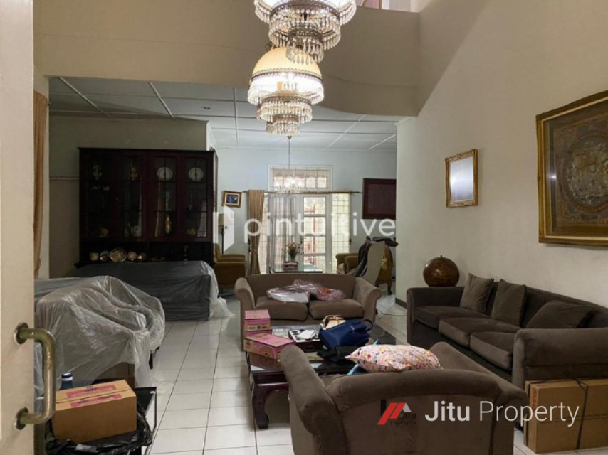 Dijual Rumah Strategis Dekat Dengan Fasilita Umum Di Jakarta Barat 