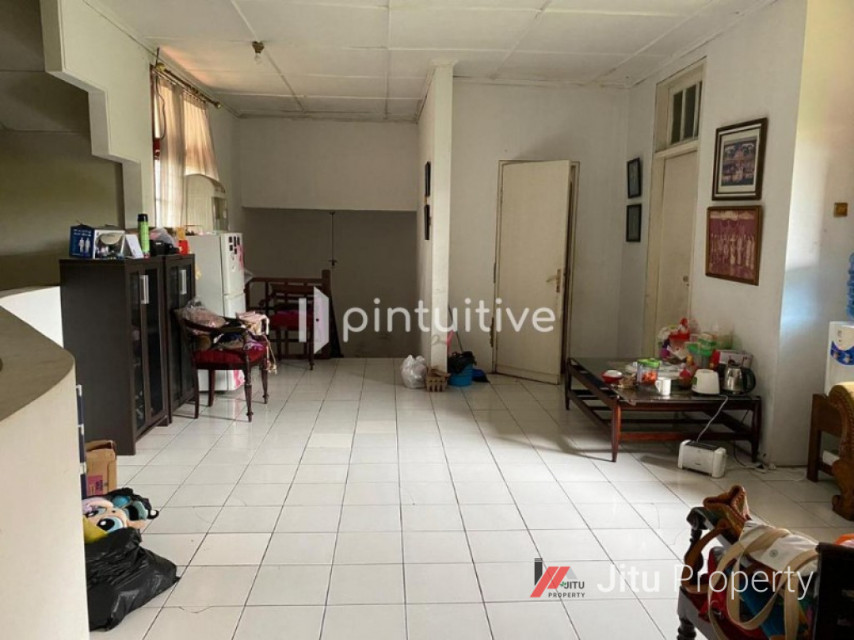 Dijual Rumah Strategis Dekat Dengan Fasilita Umum Di Jakarta Barat 