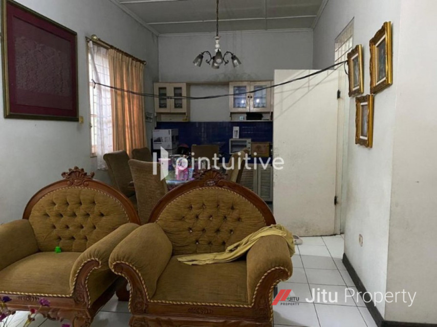 Dijual Rumah Strategis Dekat Dengan Fasilita Umum Di Jakarta Barat 