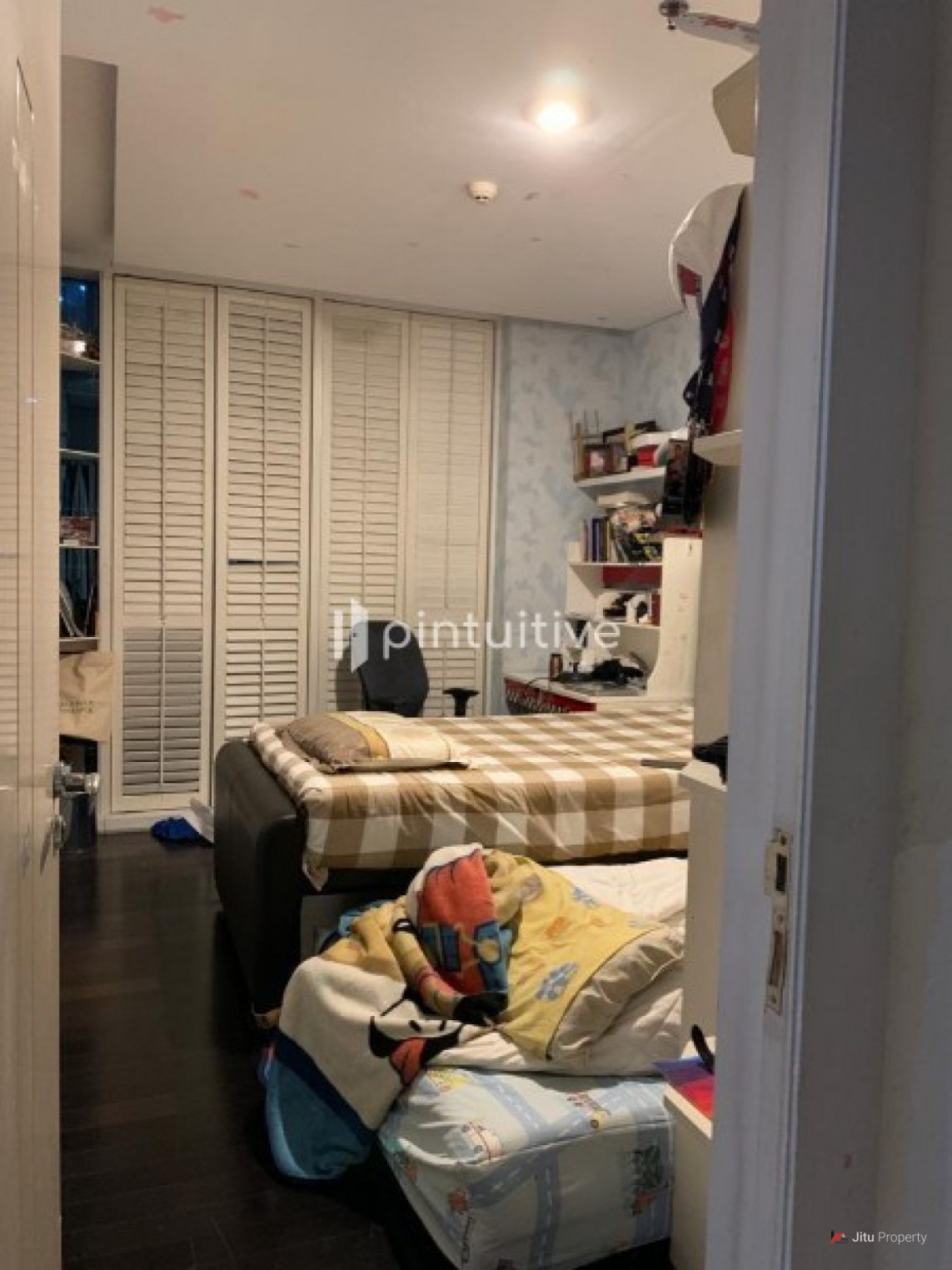 Dijual Apartemen Regatta Monte Caro, 3 Bedroom, Semi Furnish