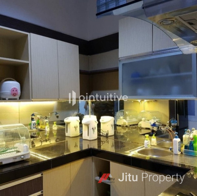 Dijual Rumah 2 Lantai (furnised) Citra Garden 1 Ext. Jakarta Barat