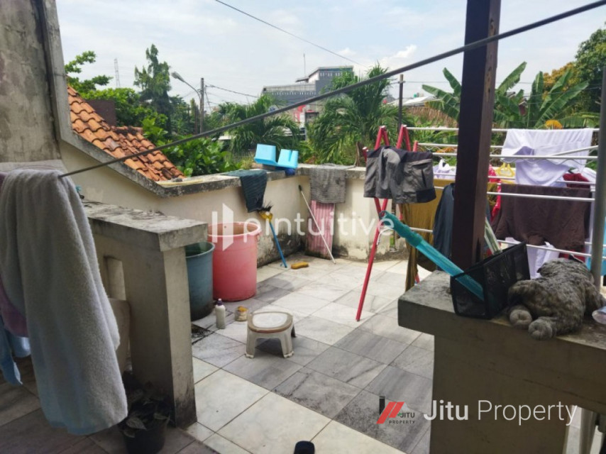 Dijual Rumah Ada Balkon dan Lokasi Strategis Di Bekasi Baru