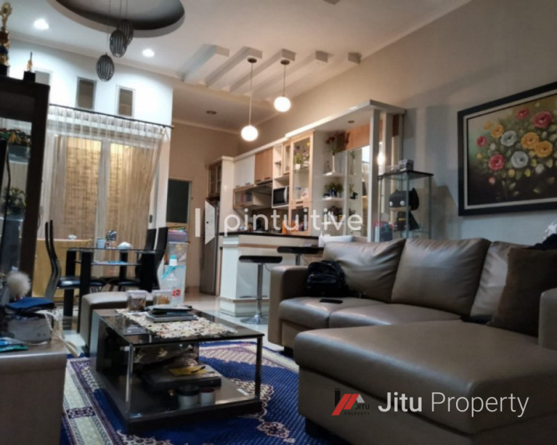 Rumah Minimalis 2 Lantai di Graha Mas Dekat Al Hikmah Surabaya