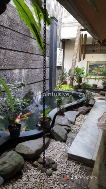 Rumah 2 Lantai Jl. Indramayu, Menteng Jakarta Pusat