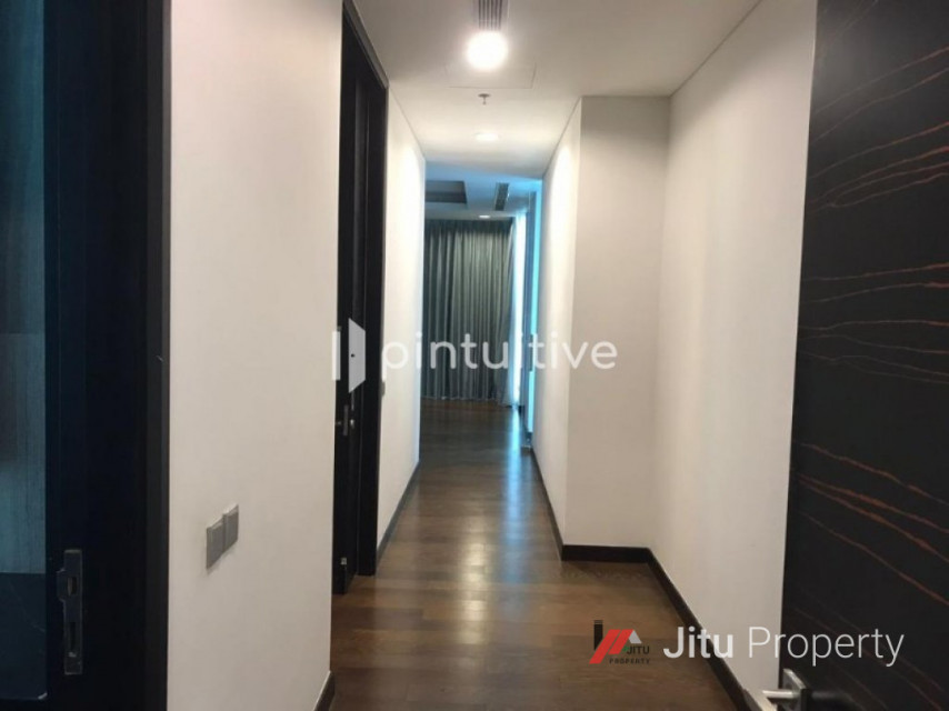 Spacious Unit Kemang Village, Bloomington Tower, Jakarta Selatan