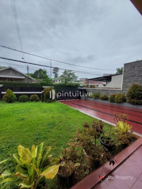 Dijual Rumah Siap Huni di Mampang Prapatan, Pancoran, Jakarta Selatan