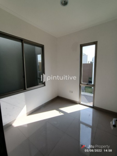 Dijual Rumah Ready di PIK 2 Kamal Muara Posisi Hook