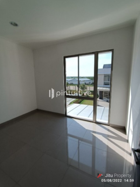 Dijual Rumah Ready di PIK 2 Kamal Muara Posisi Hook