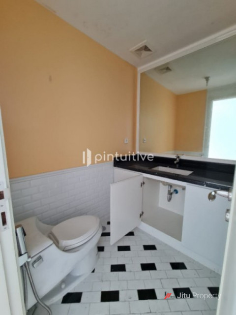 Dijual Apartemen Semi Furnished Regatta Jakarta Utara