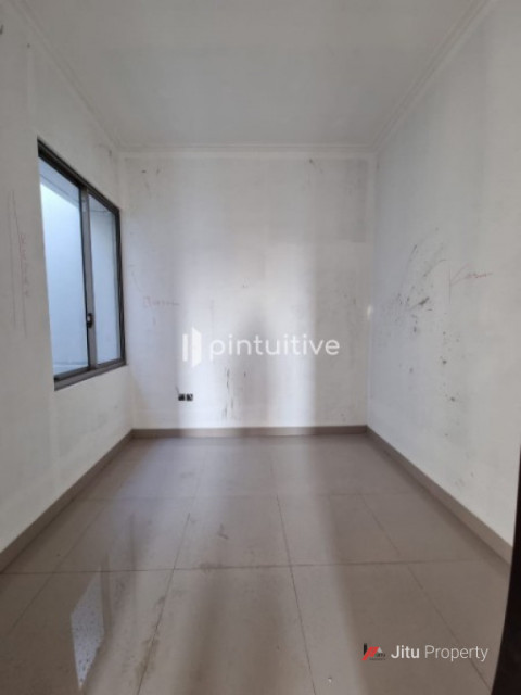Dijual Rumah Hook Dicluster Danau PIK Jakarta Utara
