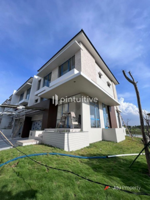 Dijual Rumah Strategis di PIK 2, Penjaringan, Jakarta Utara