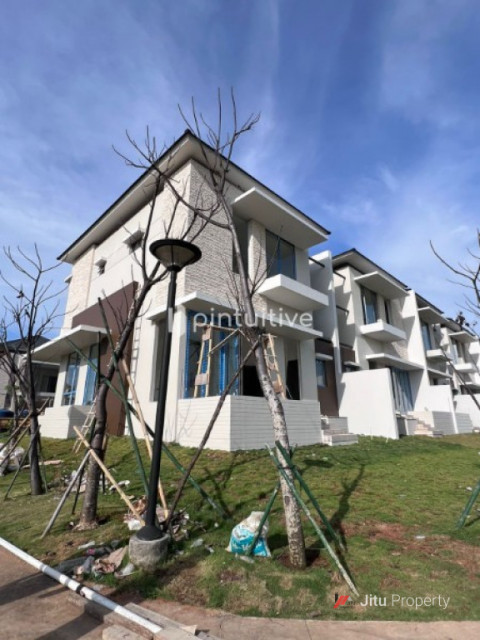 Dijual Rumah Strategis di PIK 2, Penjaringan, Jakarta Utara