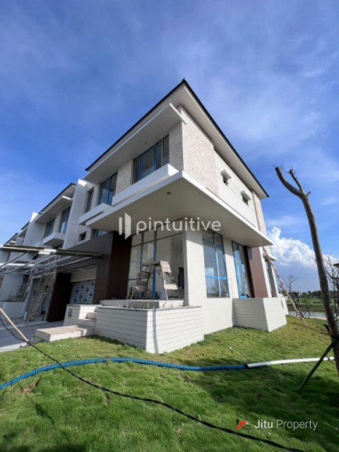 Dijual Rumah Strategis di PIK 2, Penjaringan, Jakarta Utara