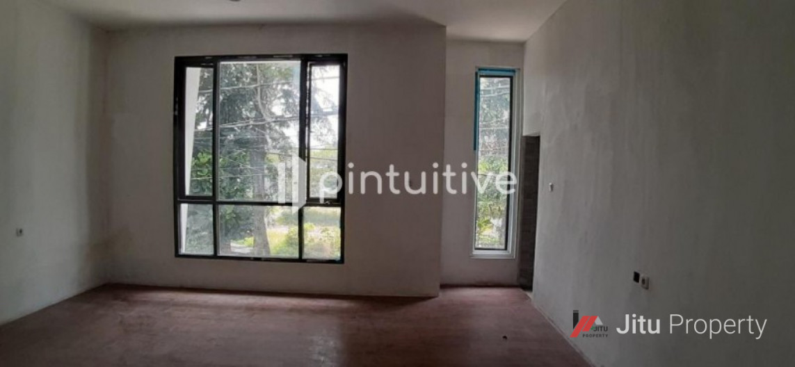 Dijual Rumah Taman Palem Lestari, Kalideres, Jakarta Barat