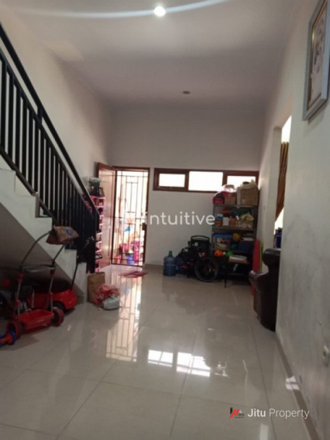 Rumah Dijual Dalam Cluster Green Damai Town House Jagakarsa