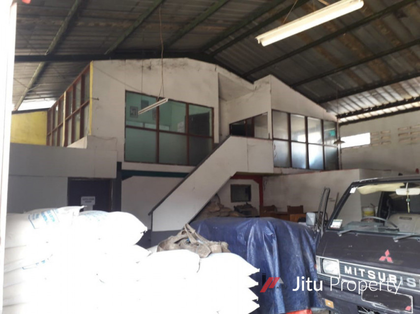 Dijual Pabrik Akses Container 20 Feet Kawasan Industri, Kota Bandung