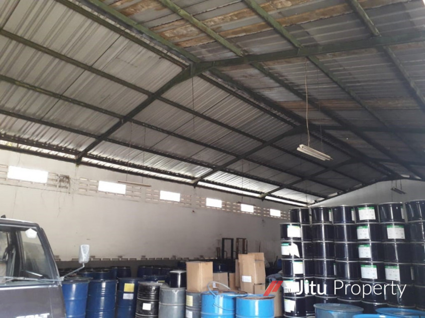 Dijual Pabrik Akses Container 20 Feet Kawasan Industri, Kota Bandung