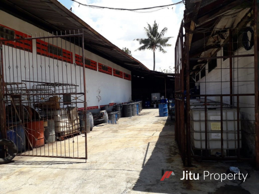 Dijual Pabrik Akses Container 20 Feet Kawasan Industri, Kota Bandung