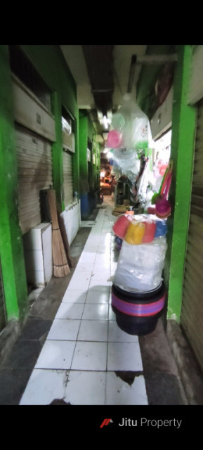 Dijual toko atau kios pasar cibinong jalan mayor oking, Kab. Bogor