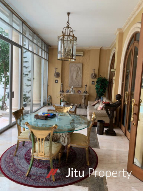 Jual Rumah mewah di Pondok Indah, Kebayoran Lama Jakarta Selatan