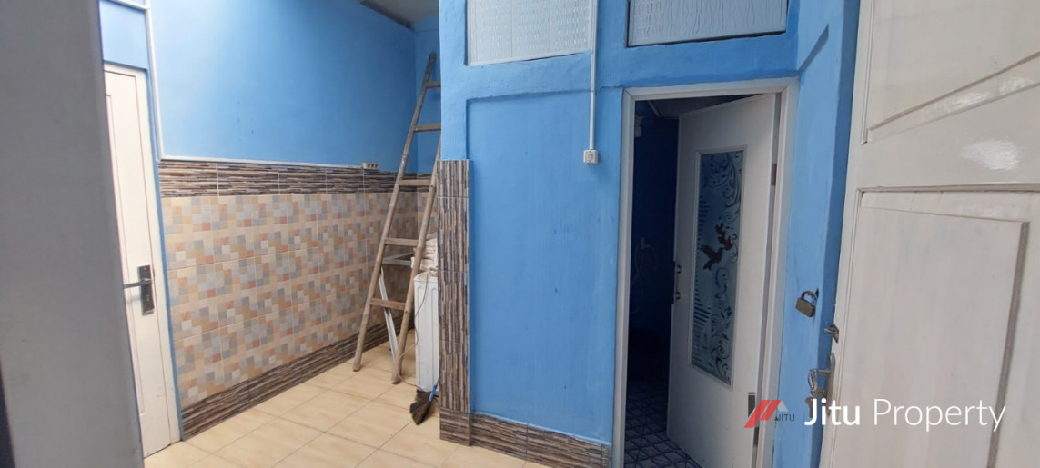 Dijual rumah SHM L.T 114M2, Lokasi Strategis, Depan Lapangan Fasum