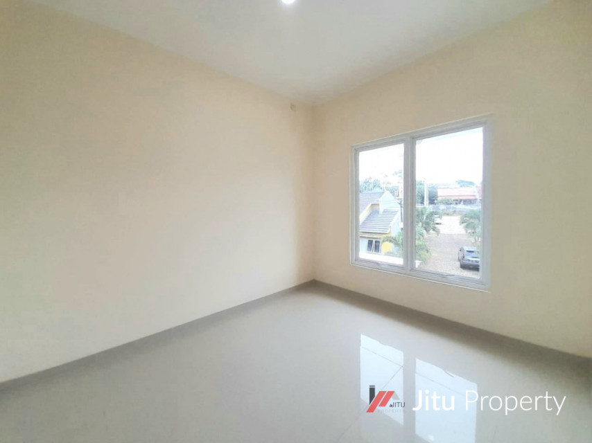 Rumah murah Eksklusif Palem Lestari tidak banjir di Jati sampurna