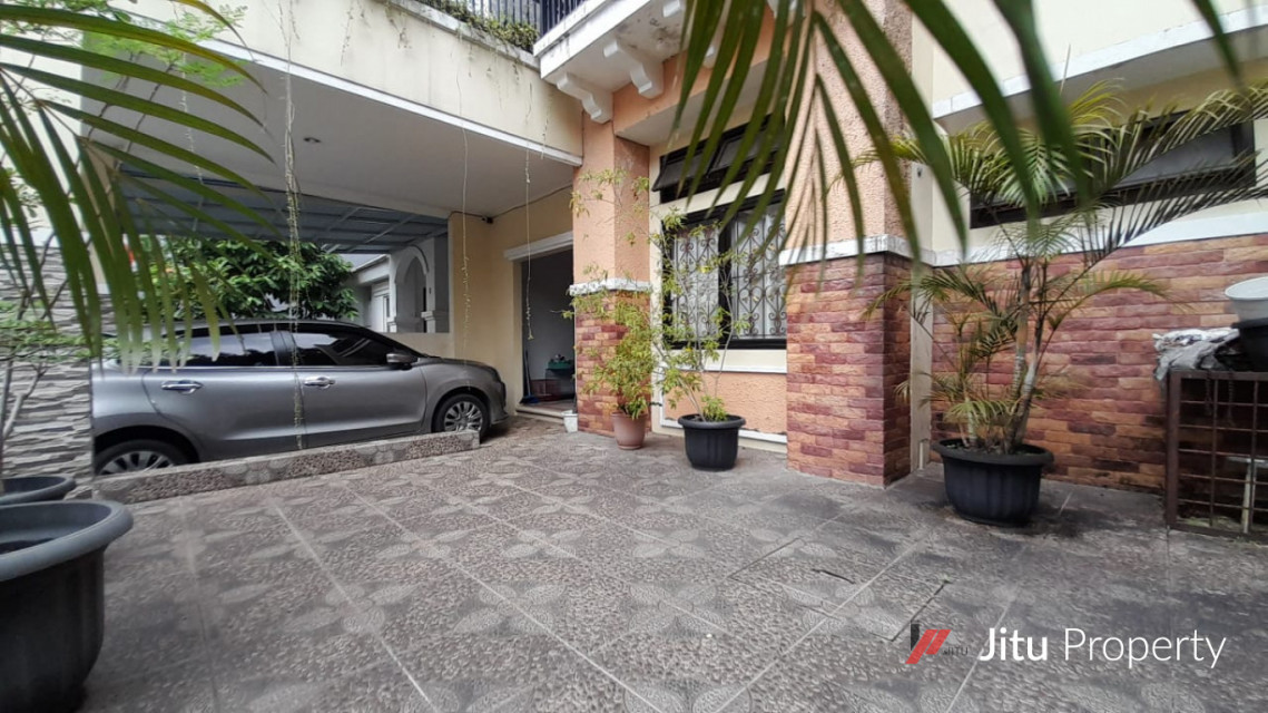 Dijual Rumah Strategis Nan Asri di Golf Estate Bogor Raya