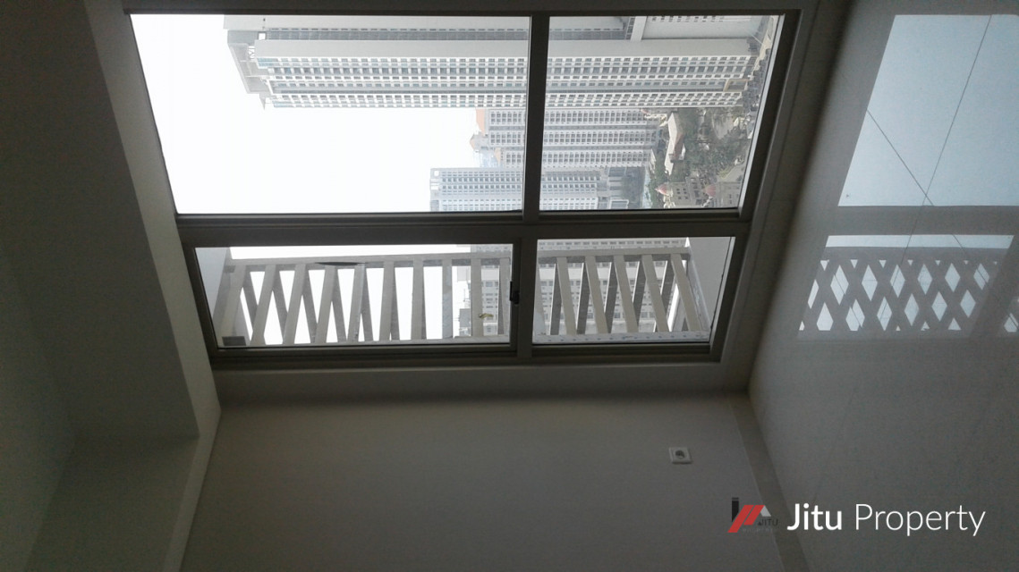 Dijual Cepat Apartemen Taman Anggrek residence Tower C lantai 39.  