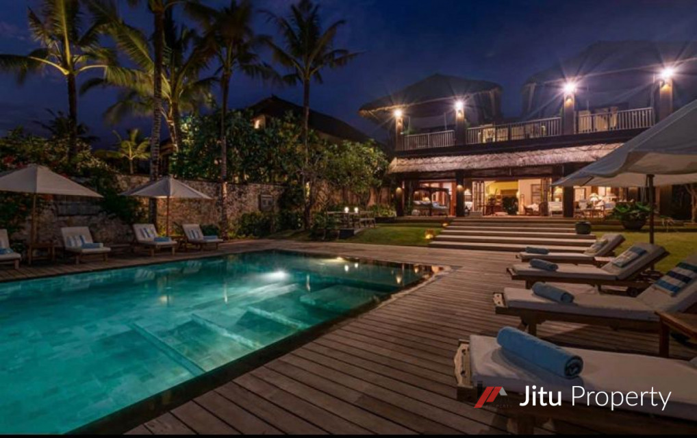 Dijual villa modern mewah canggu beachfront luas 600m2