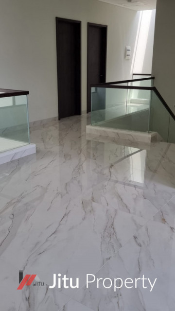 Dijual rumah di cluster emily summarecon Kota Bandung Jawa Barat