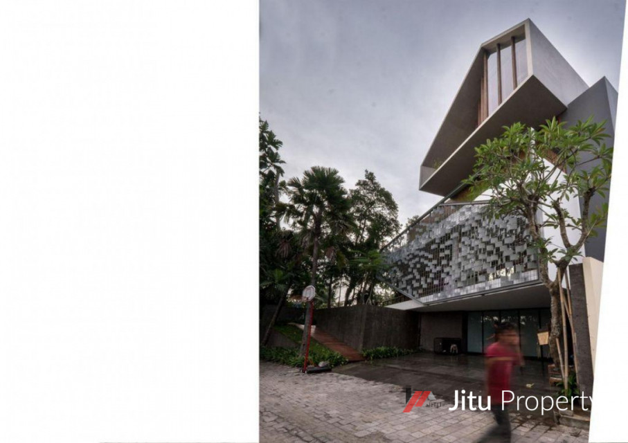 Dijual villa canggu Bali, Brawa One Gate System Full Furnished