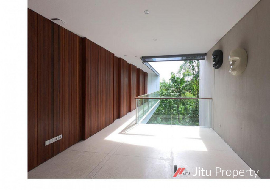 Dijual villa canggu Bali, Brawa One Gate System Full Furnished