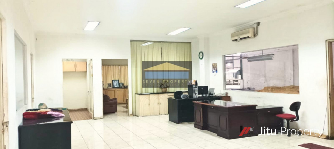 Dijual Gudang dan Kantor Bagus Siap Pakai Lokasi Strategis di Sentul